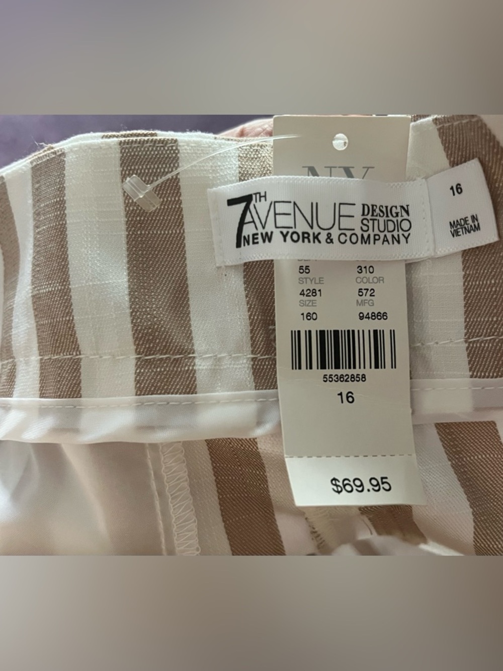 NY & Co tan and white stripped summer cropped pants. XL NWT - Picture 6 of 8
